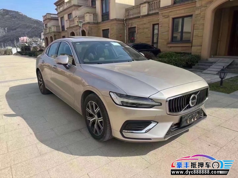 23年沃尔沃S60轿车抵押车出售