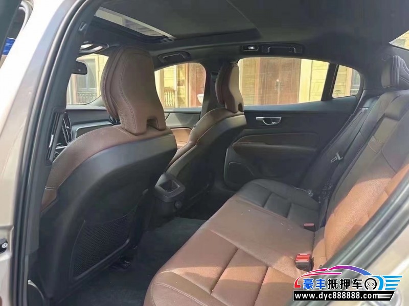 23年沃尔沃S60轿车抵押车出售