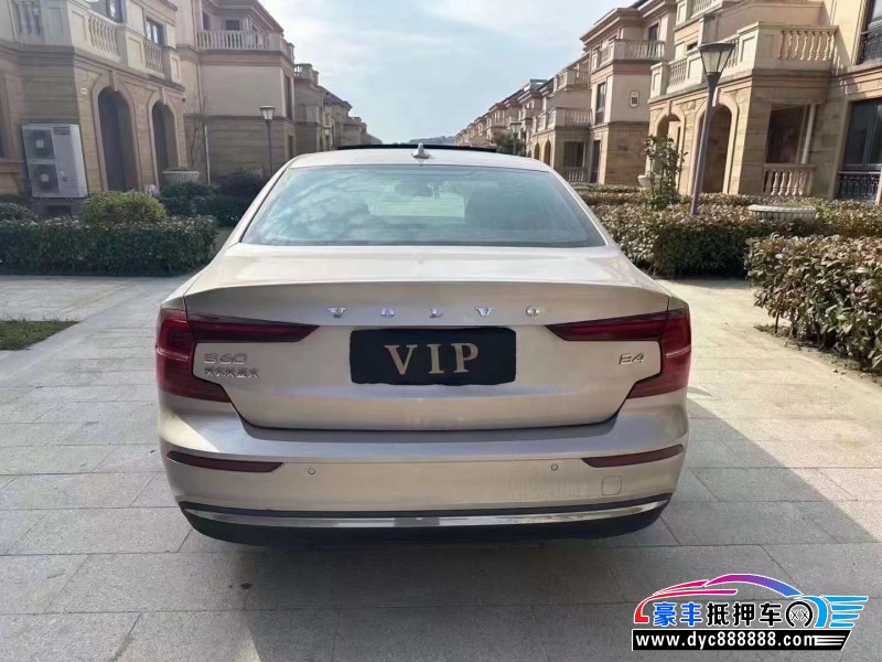 23年沃尔沃S60轿车抵押车出售