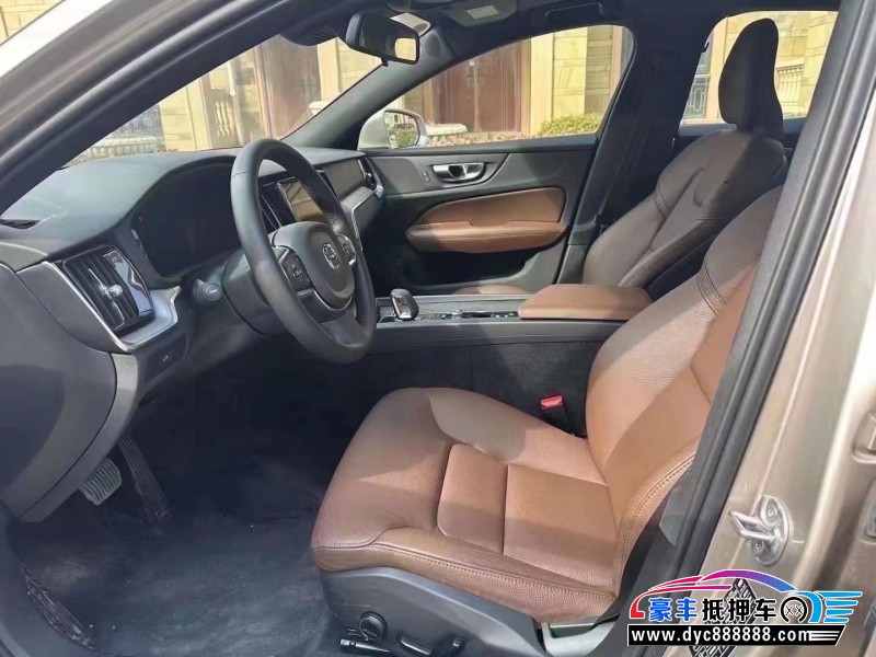 23年沃尔沃S60轿车抵押车出售