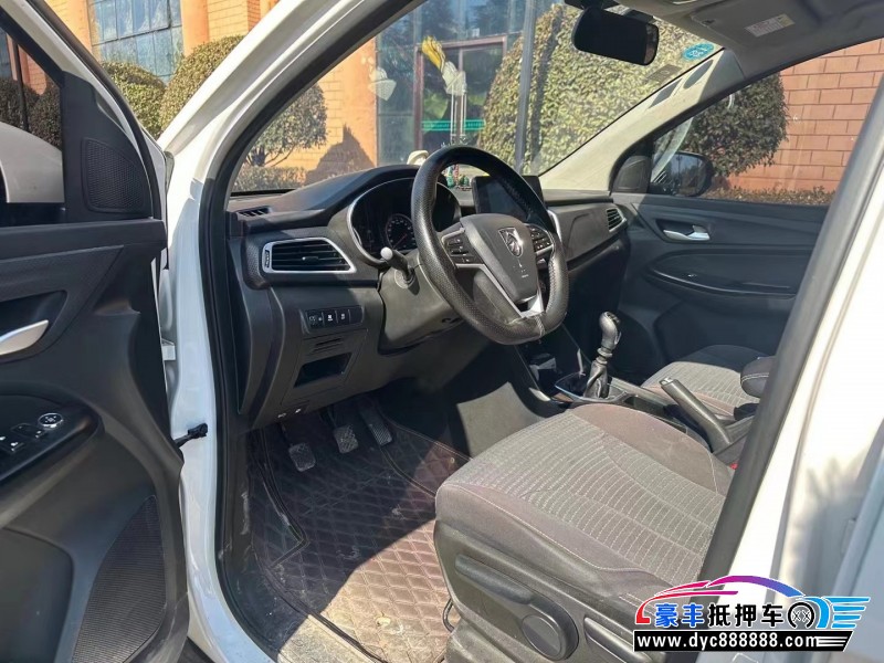 19年宝骏730SUV抵押车出售