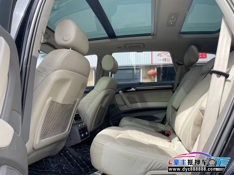 12年奥迪Q7轿车抵押车出售