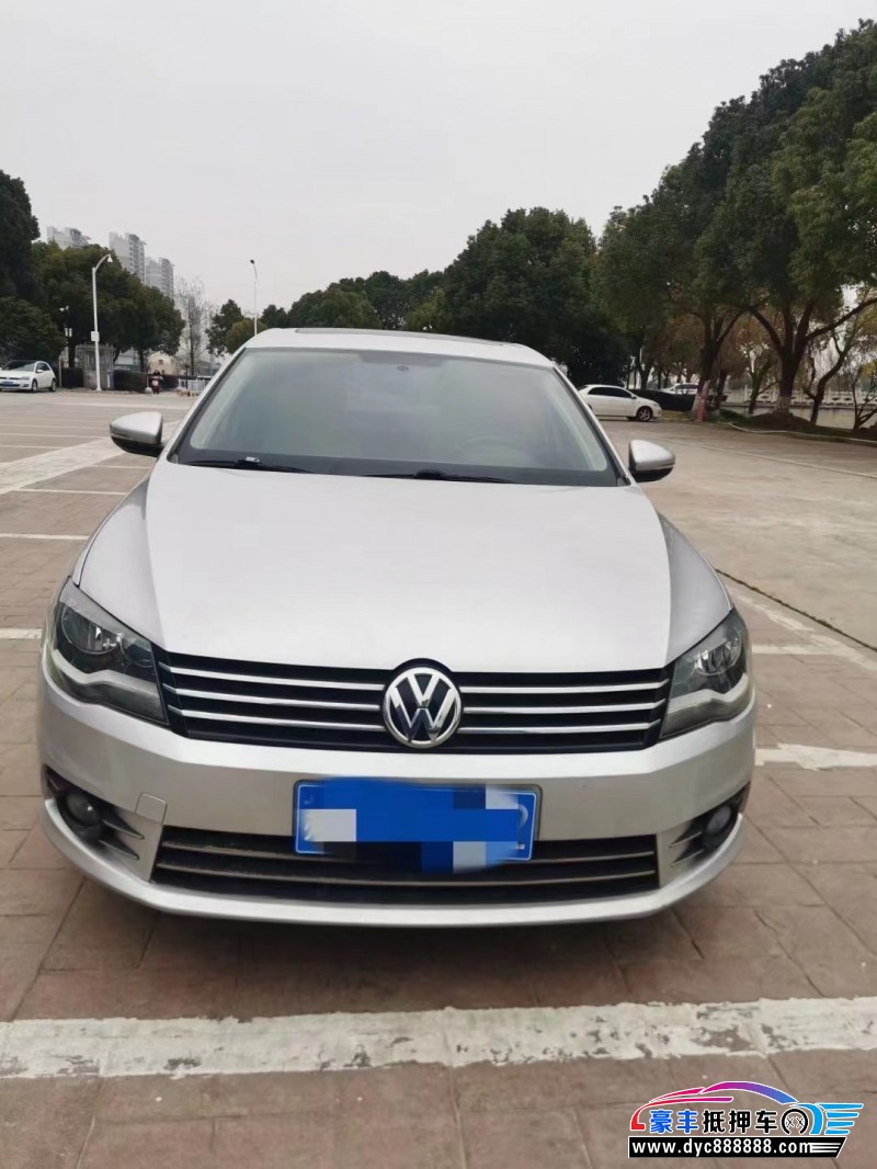 15年大众宝来轿车抵押车出售