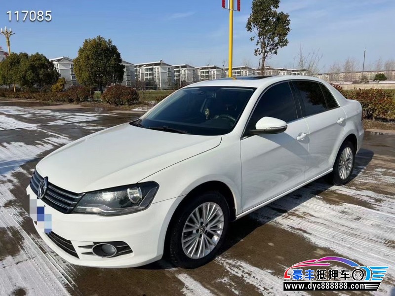 14年大众宝来轿车抵押车出售