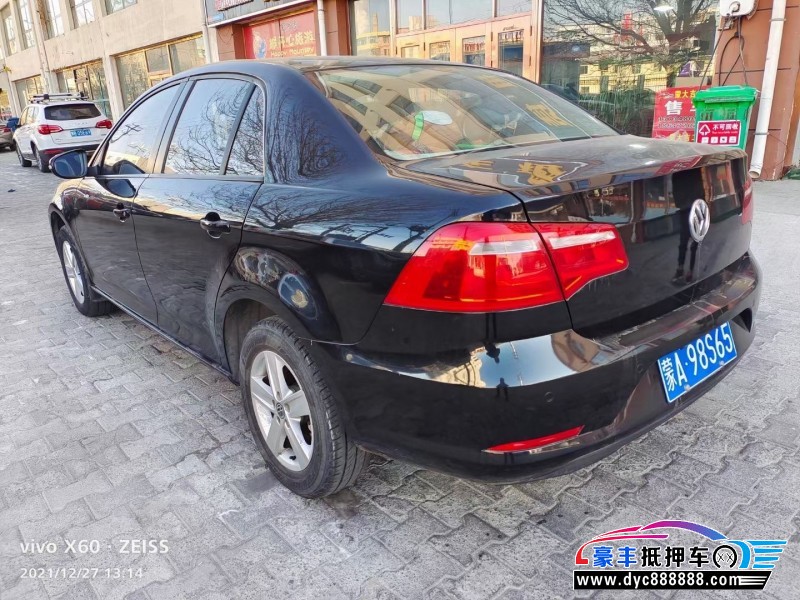 15年大众宝来轿车抵押车出售