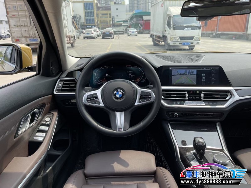 20年宝马3系轿车抵押车出售