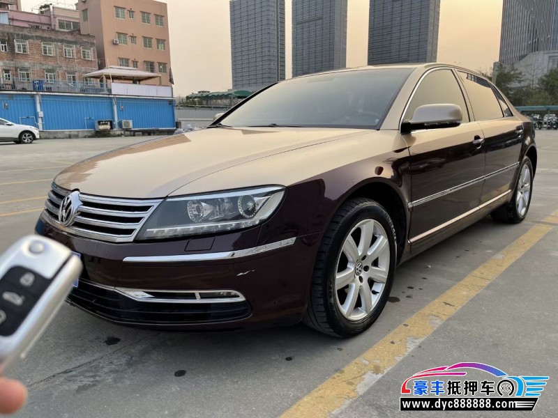 14年大众辉腾轿车抵押车出售