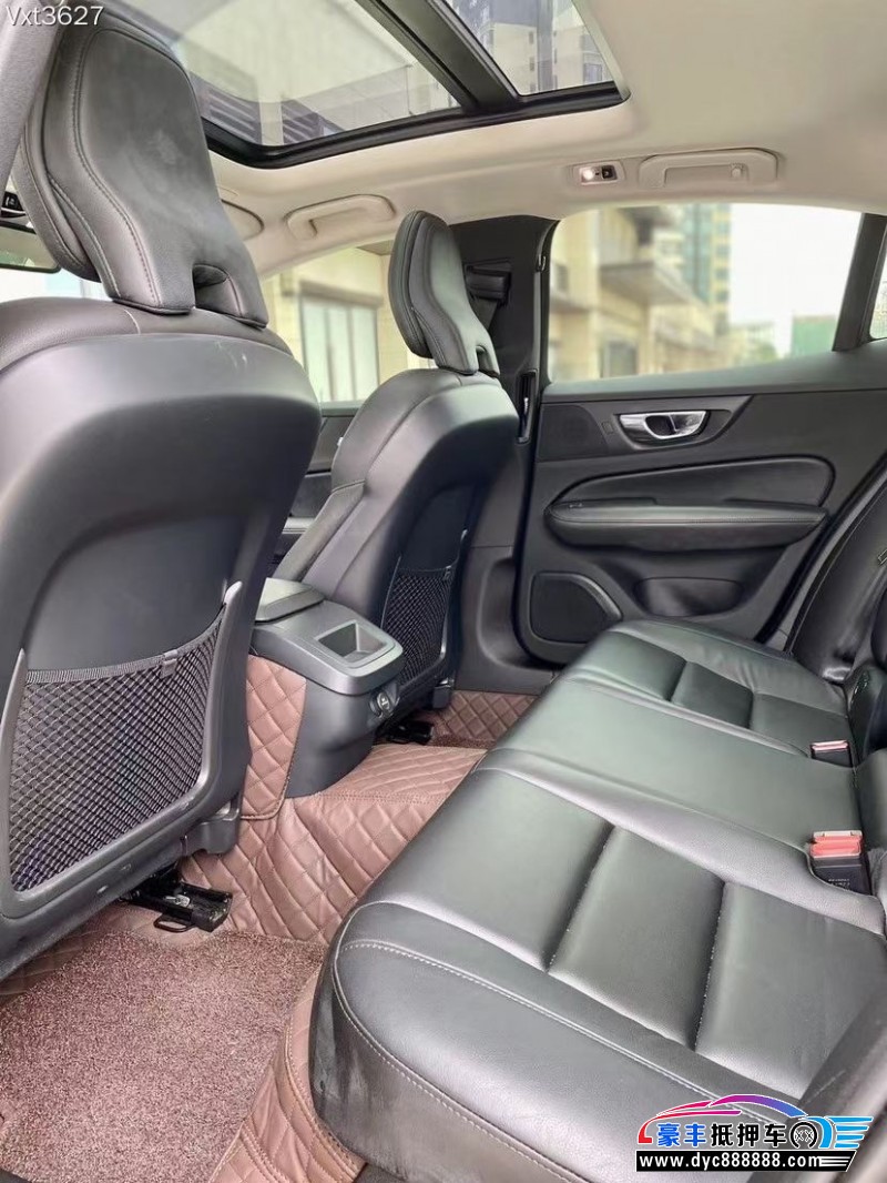 20年沃尔沃S60轿车抵押车出售