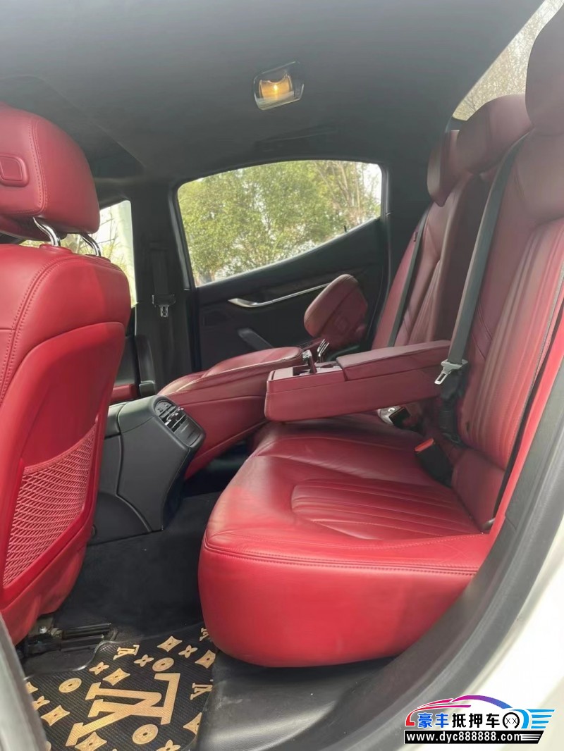 16年玛莎拉蒂Ghibli轿车抵押车出售