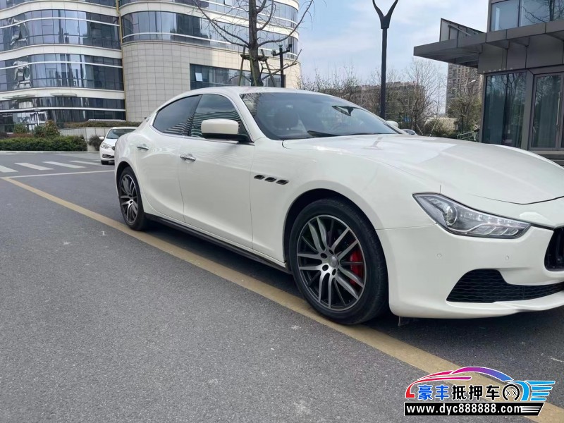 16年玛莎拉蒂Ghibli轿车抵押车出售