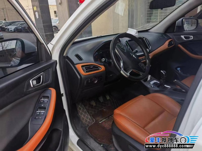 17年奇瑞瑞虎7SUV抵押车出售