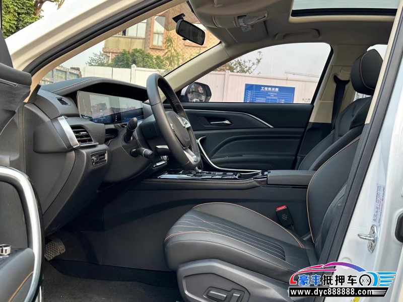 22年奔腾T77轿车抵押车出售