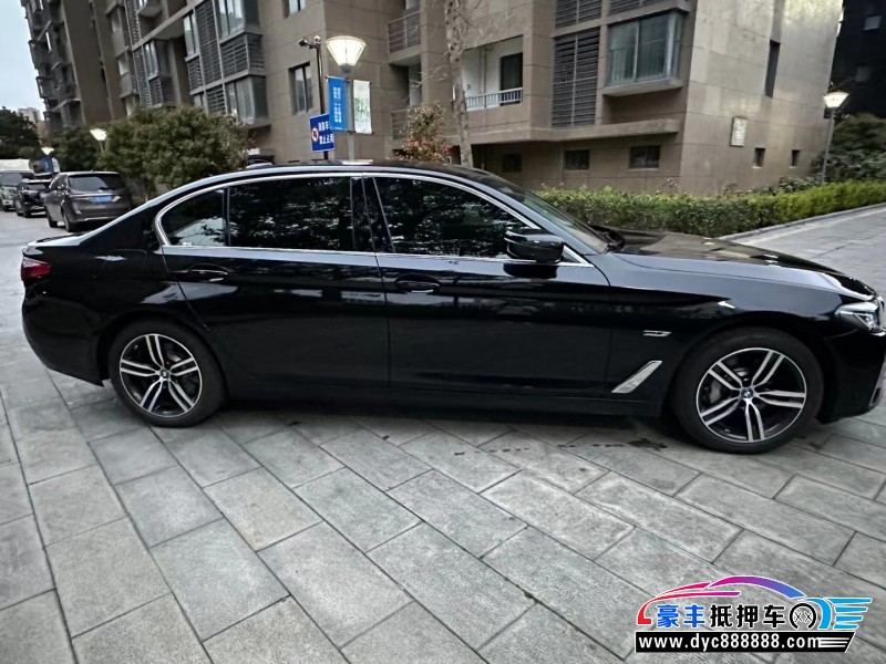 21年宝马5系轿车抵押车出售