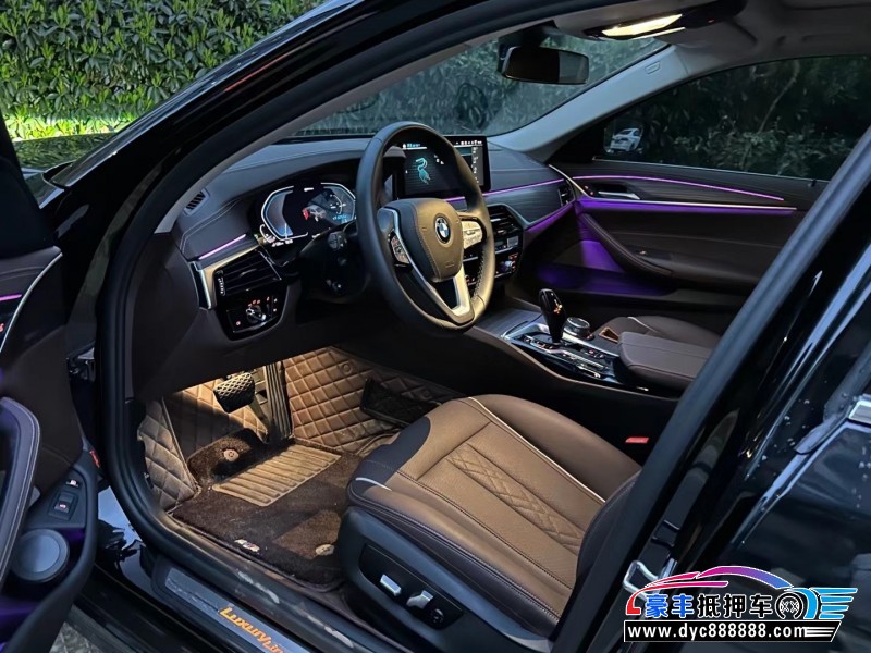 21年宝马5系轿车抵押车出售