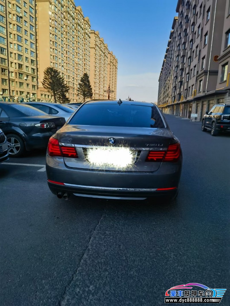 13年宝马7系轿车抵押车出售