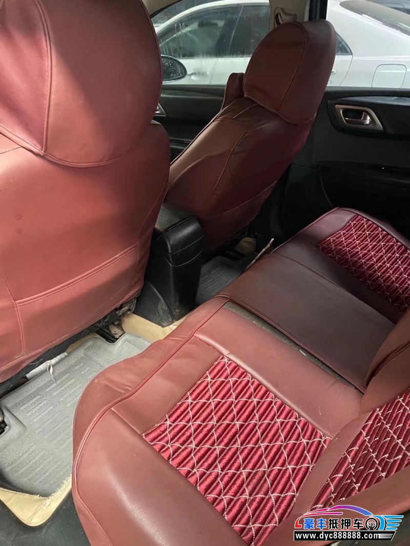 11年雪铁龙世嘉轿车抵押车出售