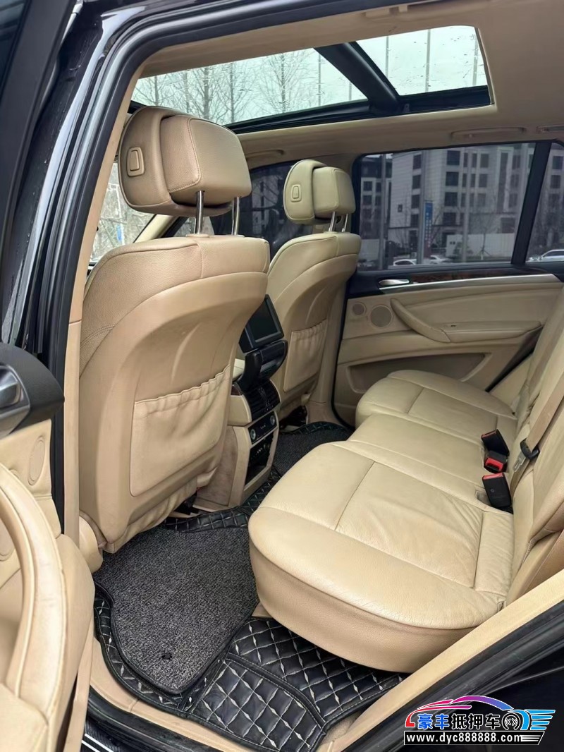 10年宝马X5轿车抵押车出售