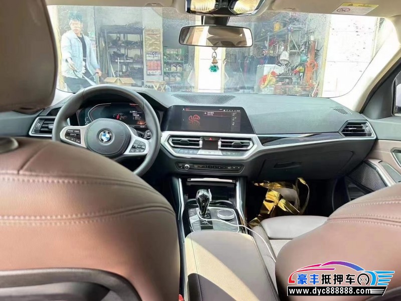 22年宝马3系轿车抵押车出售