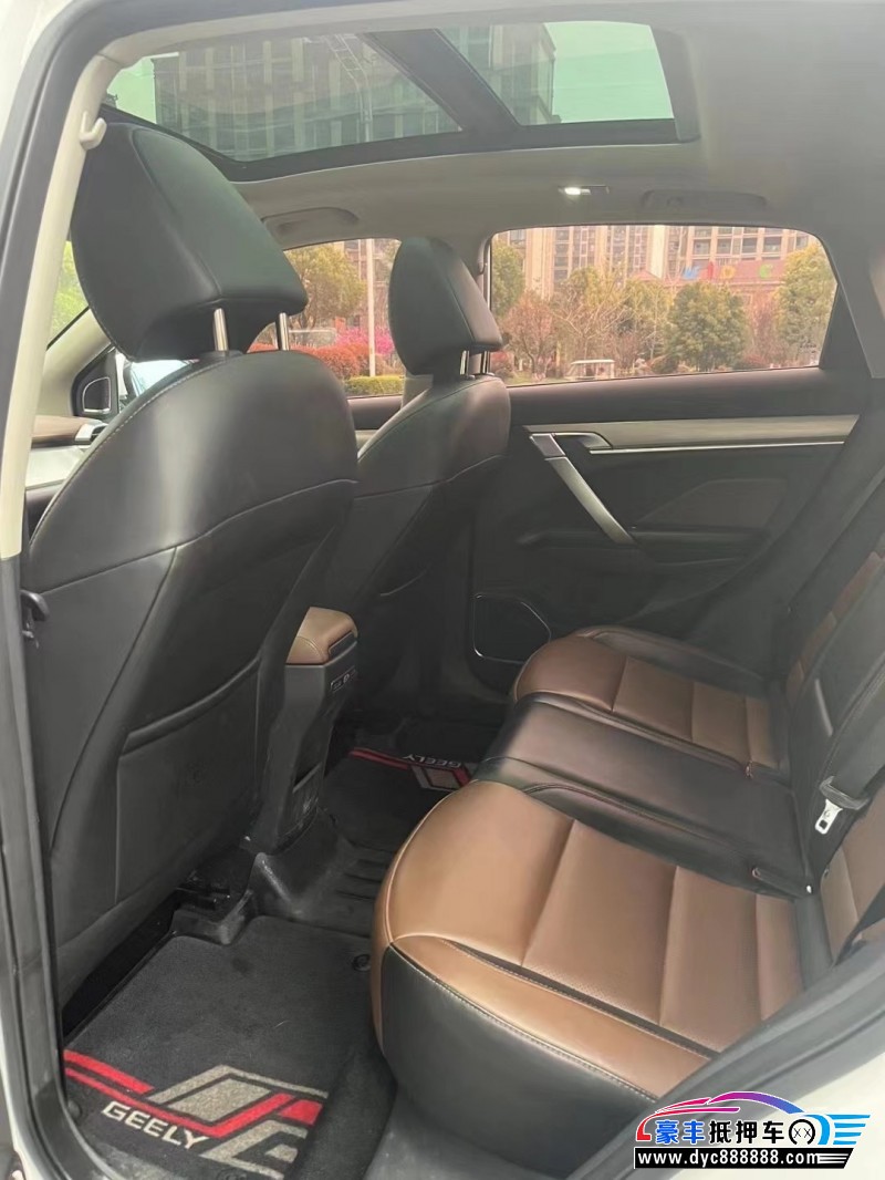 19年吉利缤越轿车抵押车出售