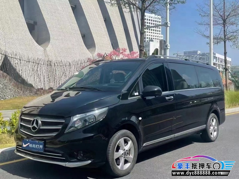 21年奔驰威霆轿车抵押车出售