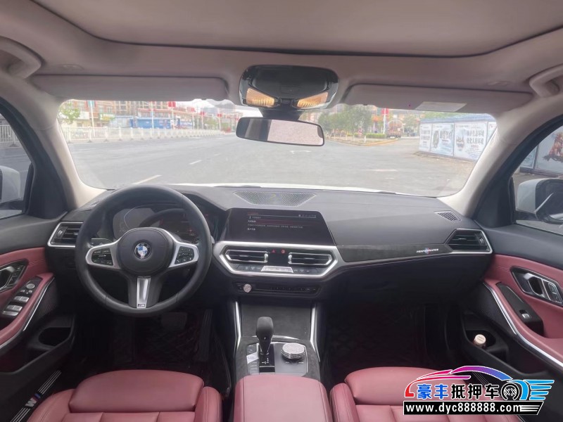 21年宝马3系轿车抵押车出售