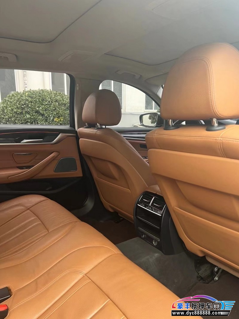 22年宝马5系轿车抵押车出售