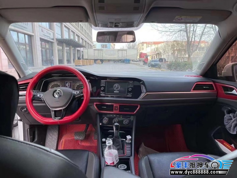 20年大众速腾轿车抵押车出售