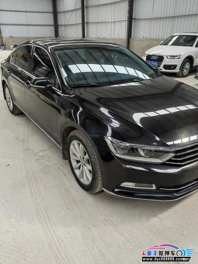 19年大众迈腾轿车抵押车出售