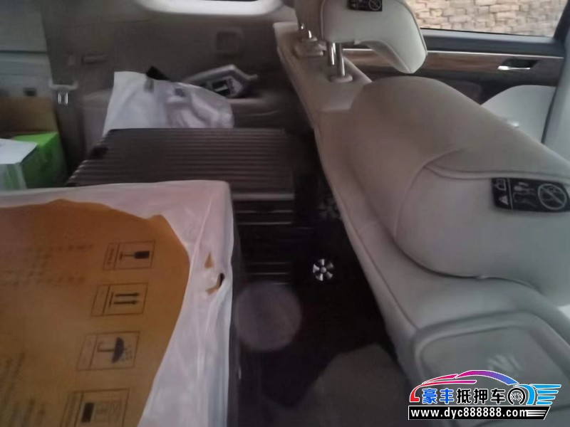 17年传祺GS8轿车抵押车出售