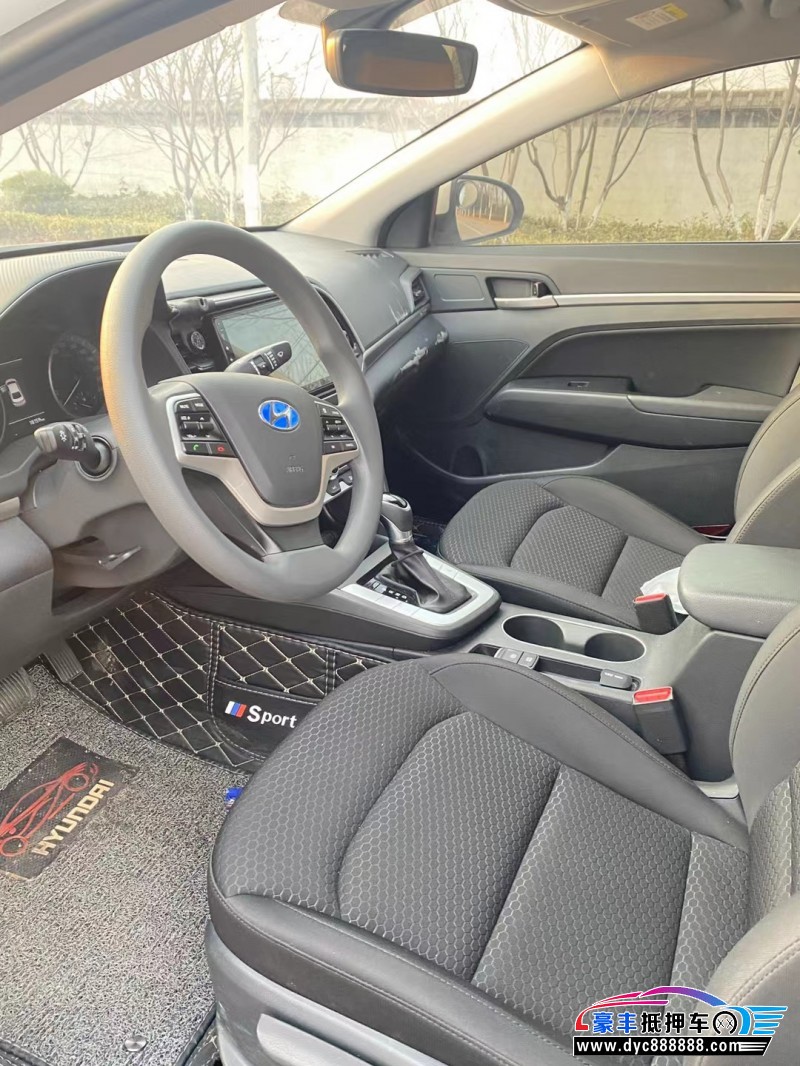 21年现代领动轿车抵押车出售