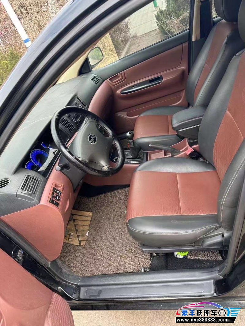 17年比亚迪f3轿车抵押车出售