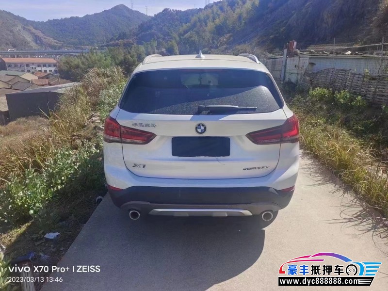 20年宝马X1轿车抵押车出售