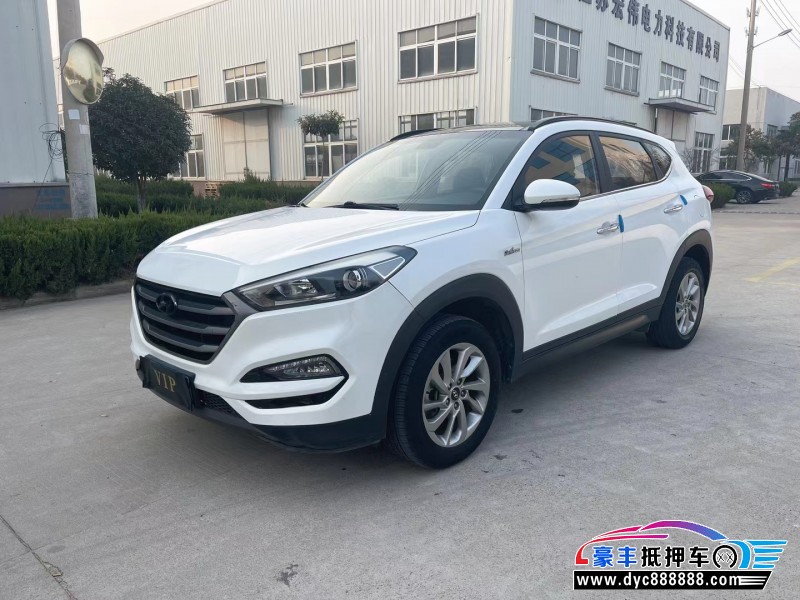 16年现代途胜轿车抵押车出售