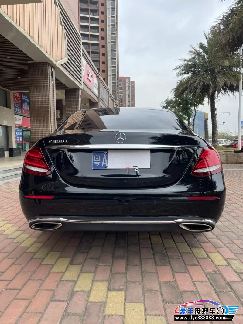 19年奔驰E轿车抵押车出售