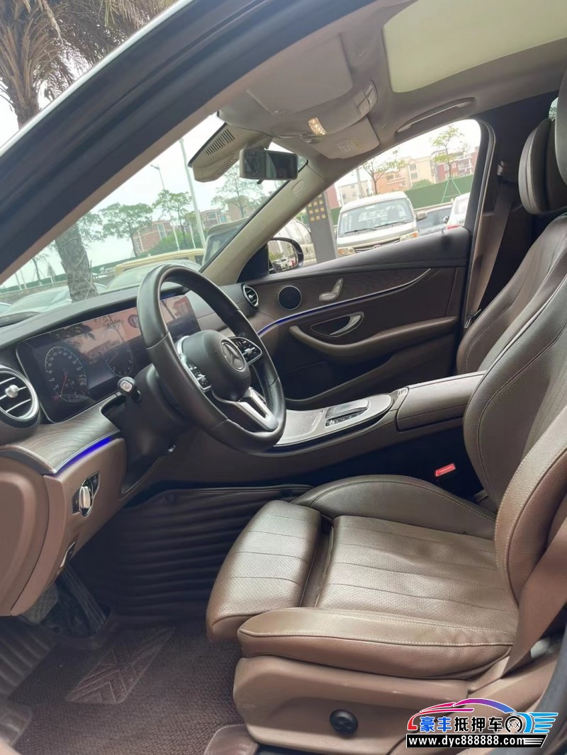 19年奔驰E轿车抵押车出售