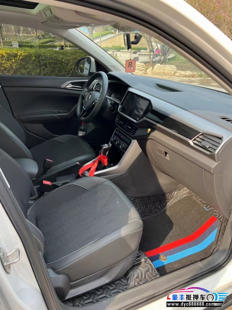 21年大众途凯轿车抵押车出售