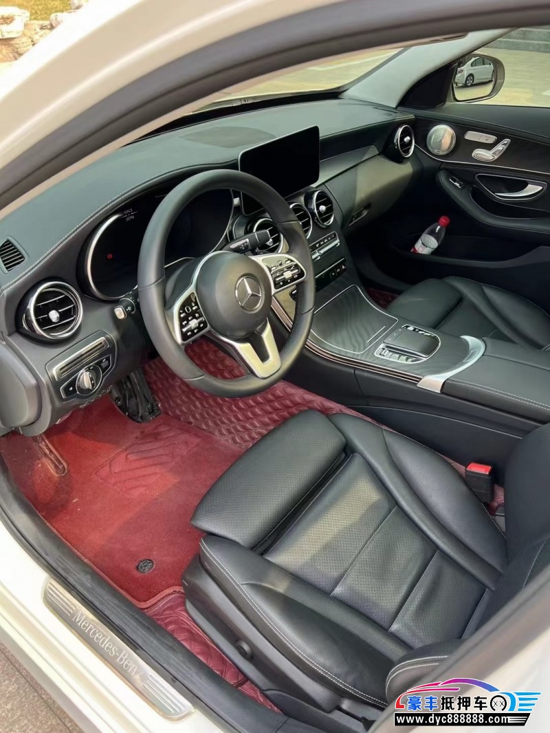 20年奔驰C轿车抵押车出售