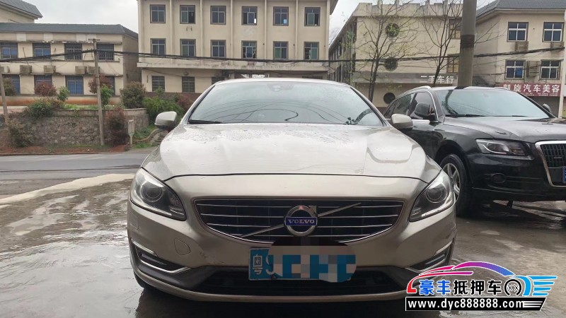 15年沃尔沃S60轿车抵押车出售