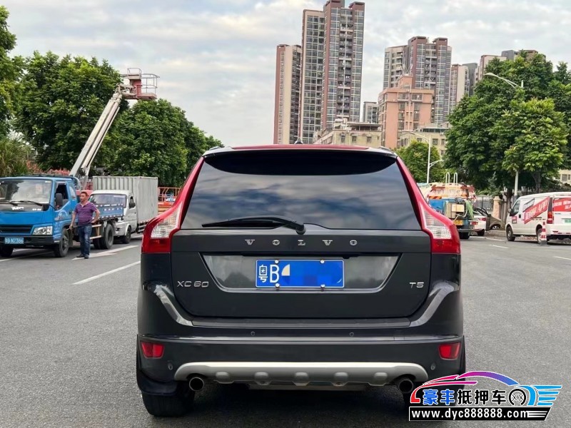 12年沃尔沃XC60轿车抵押车出售