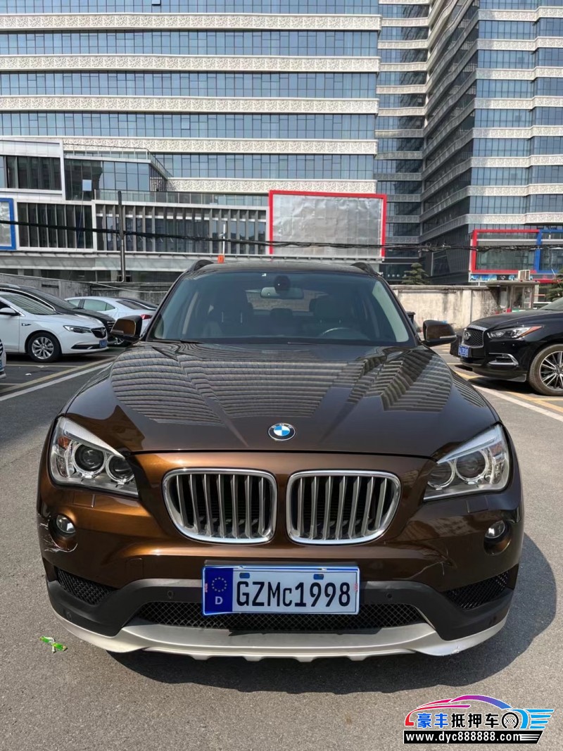 15年宝马X1轿车抵押车出售