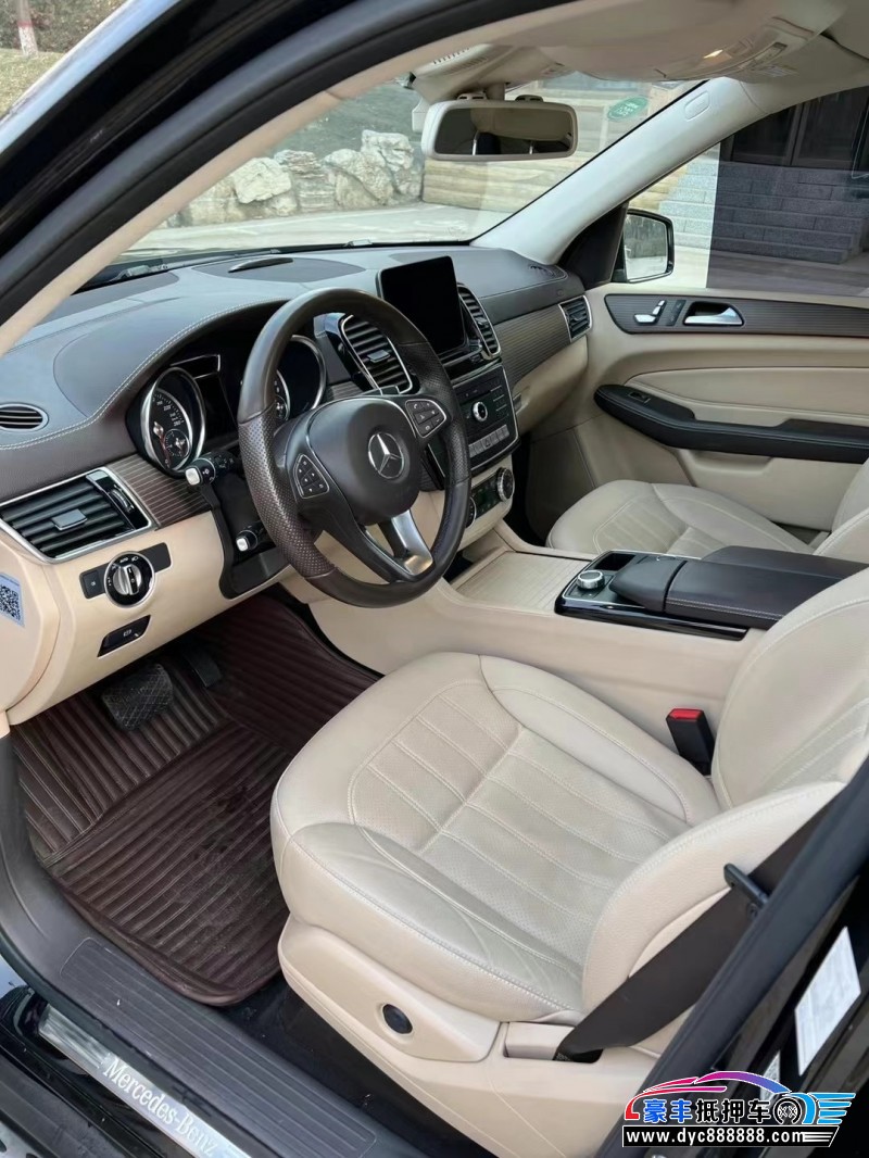 19年奔驰GLE轿车抵押车出售