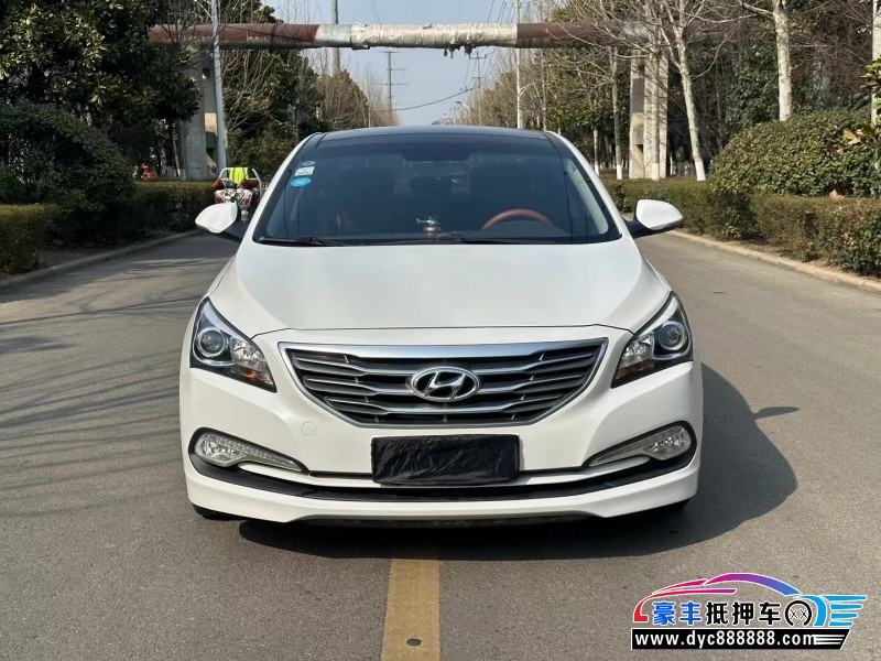 16年现代名图轿车抵押车出售