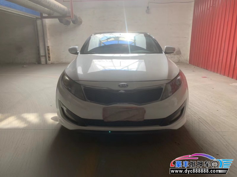 12年起亚K5轿车抵押车出售