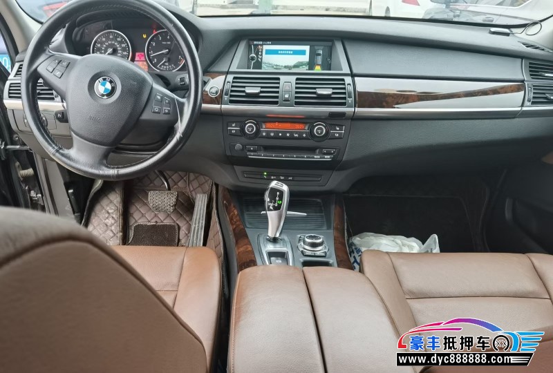13年宝马X5SUV抵押车出售
