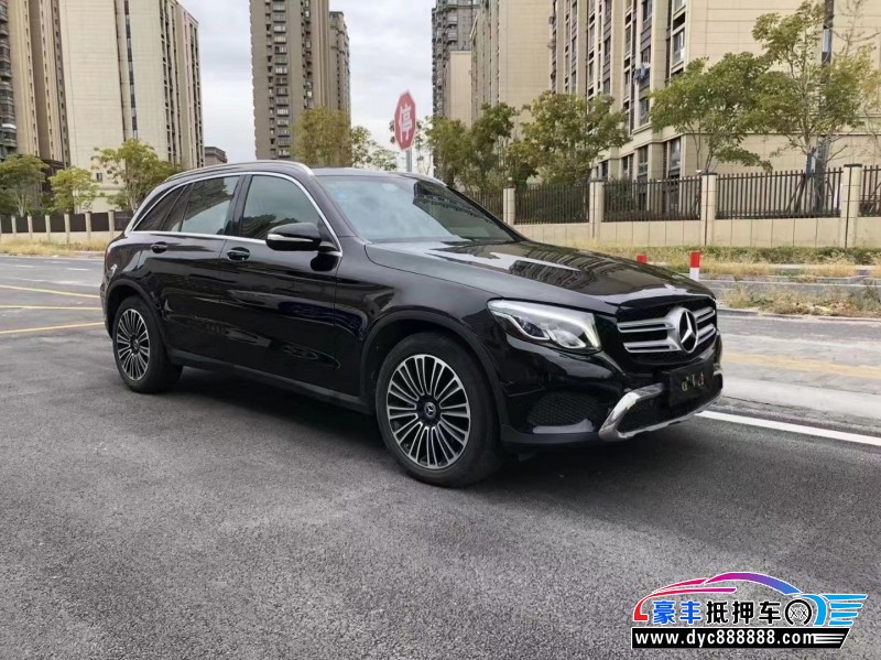 19年奔驰GLC轿车抵押车出售