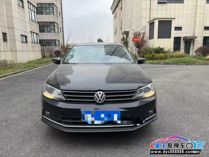 17年大众速腾轿车抵押车出售