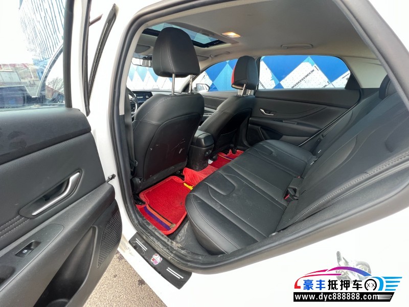 21年现代伊兰特轿车抵押车出售