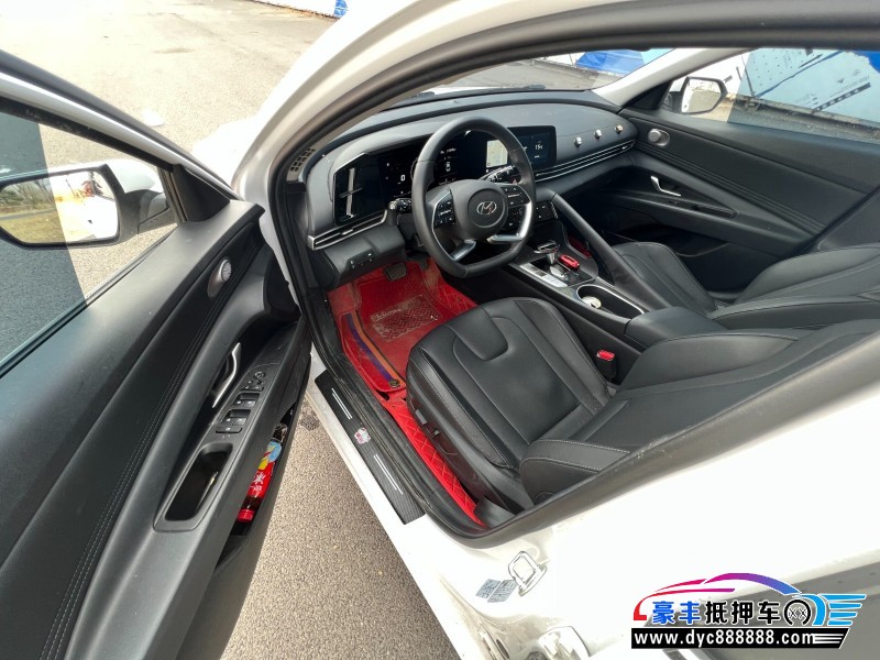 21年现代伊兰特轿车抵押车出售