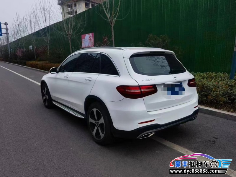 18年奔驰GLC轿车抵押车出售