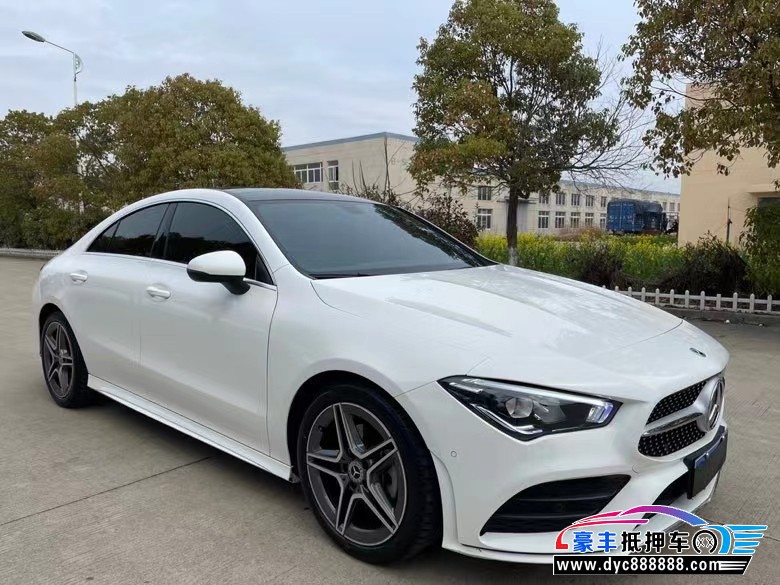 21年奔驰CLA轿车抵押车出售